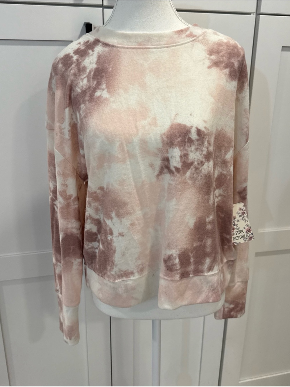 NWT Pink Republic Tie-Dye Crewneck Sweater Womens L